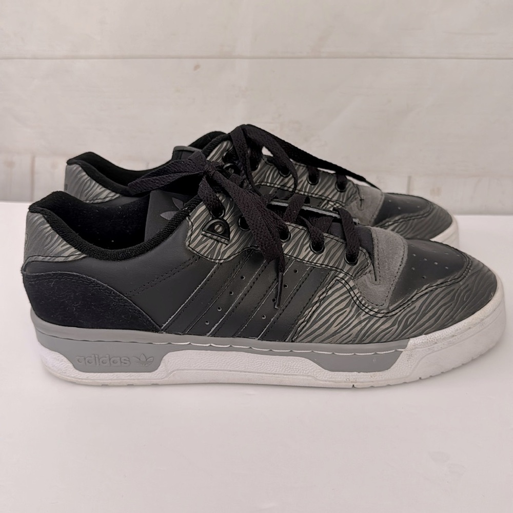 Adidas Size 9.5 Rivalry Low Women's Sneakers Black & Gray Zebra Striped